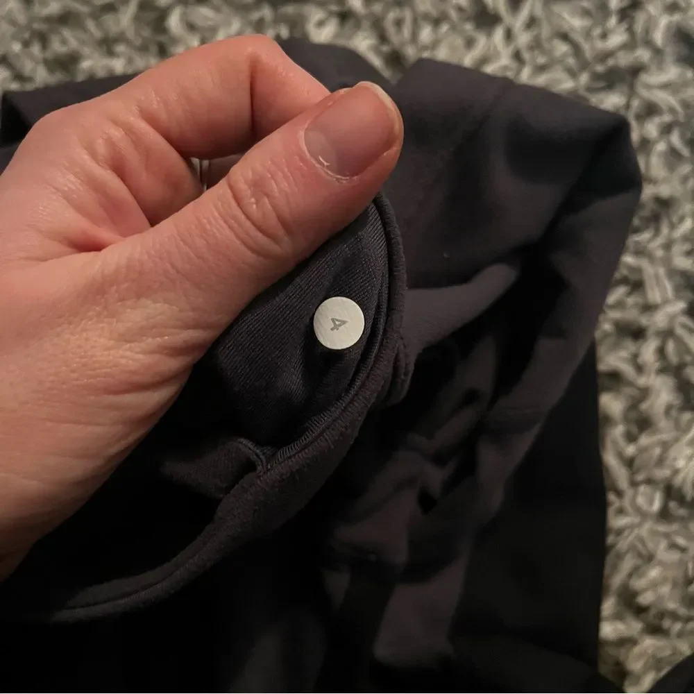 Lululemon full length leggings size 4
